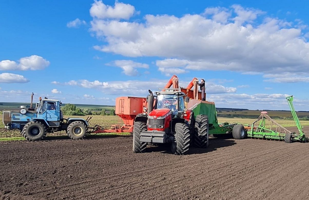 Аграрии Нижегородской области собрали более 1,8 миллиона тонн зерна