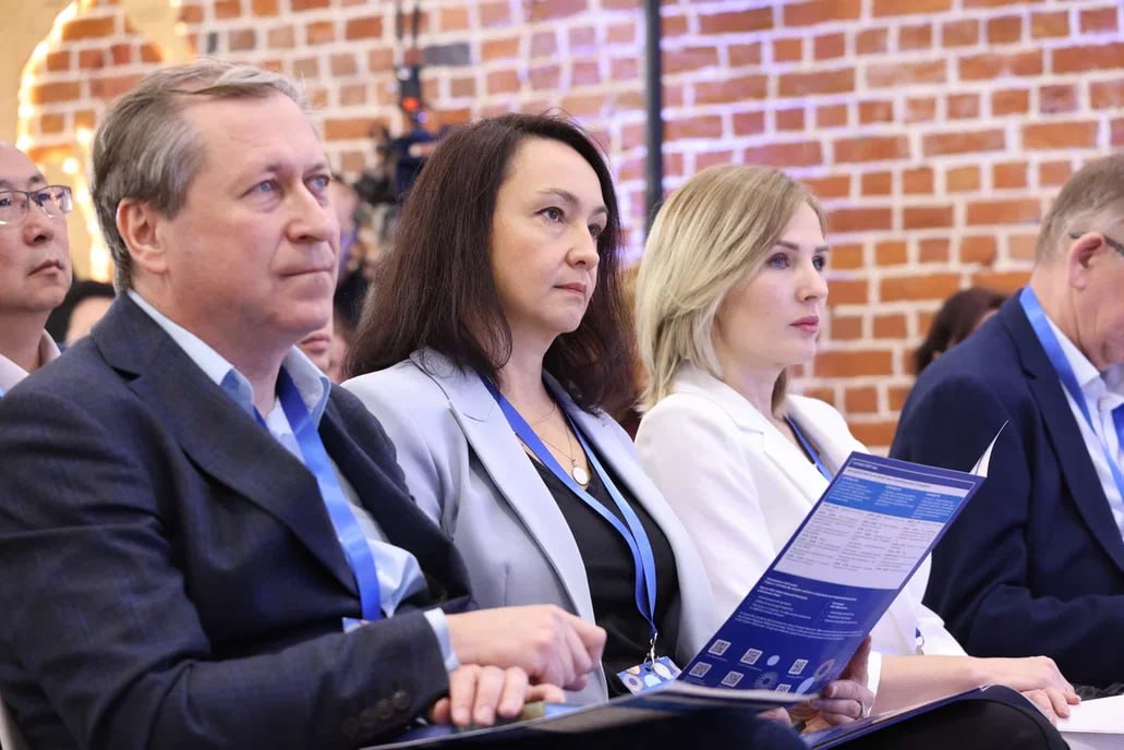 Достижения и перспективы развития региональных служб «Дети в семье» обсуждают в Нижегородской области эксперты из более 20 регионов России