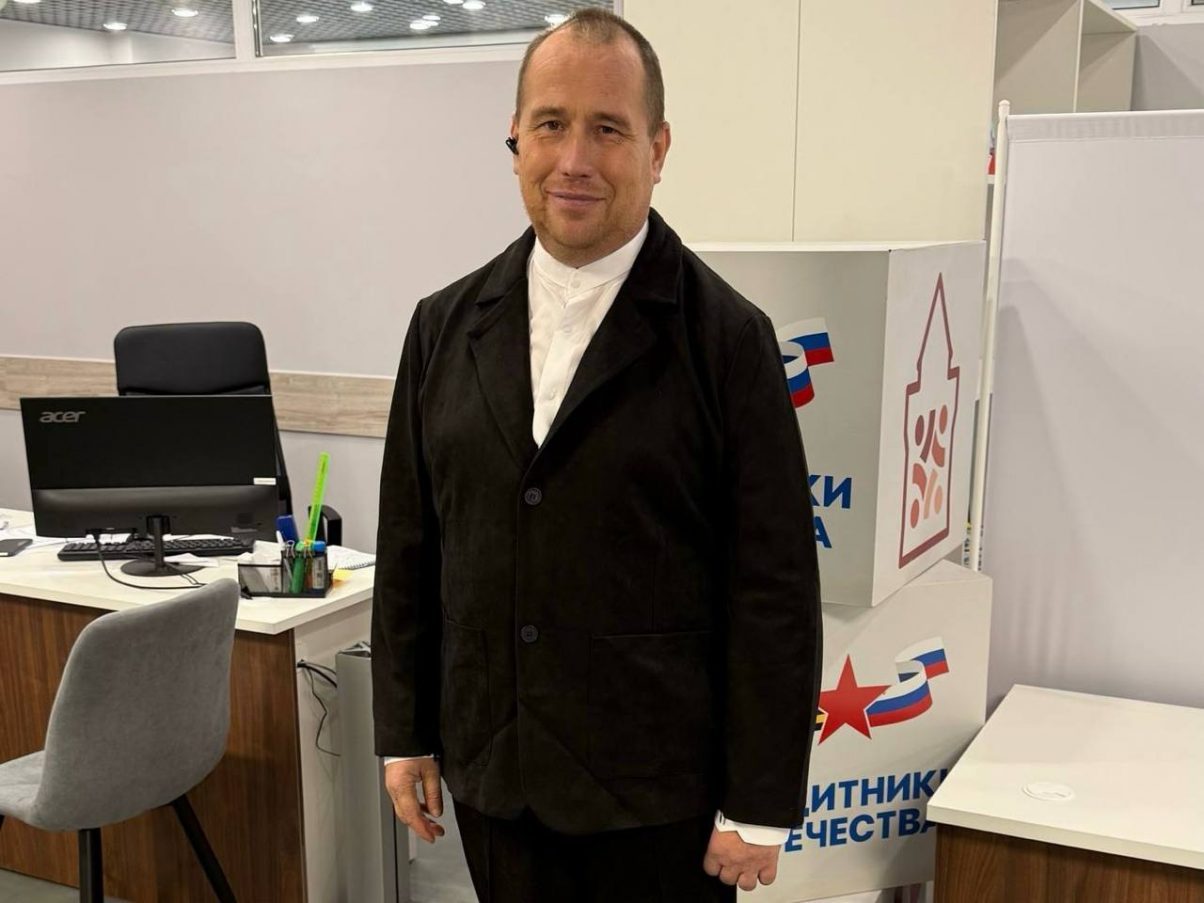 Фонд «Защитники Отечества» вручил комплект адаптивной одежды нижегородскому ветерану СВО