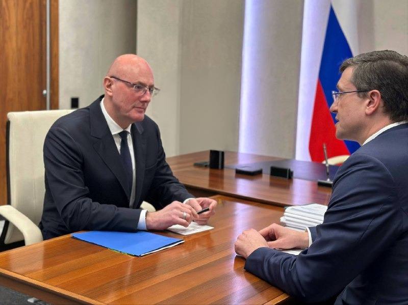 Дмитрий Чернышенко провел рабочую встречу с губернатором Нижегородской области Глебом Никитиным